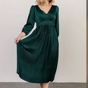 NWT Baltic Born Satin 3/4 Sleeve Midi Dress